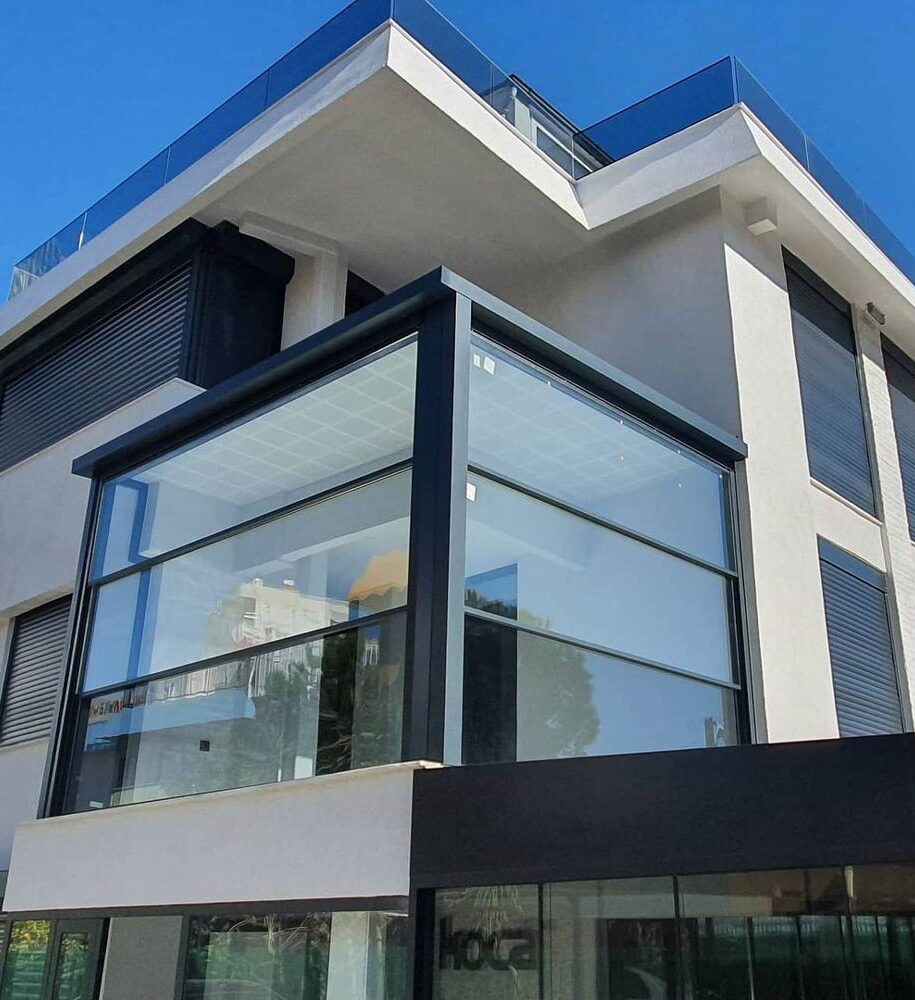 Bursa giyotin cam montajı — Gi̇yoti̇n referans fotoğraf 12 | Ekinciler Cam Balkon